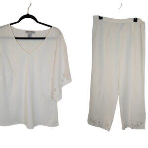 Joy & Peace VTG Off White Embroidered Top & Pants Size 14W Preppy Classic Chic